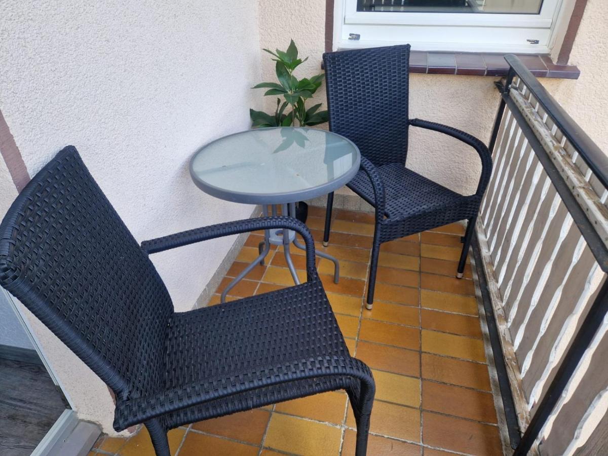 Ferienwohnung Am See Dillich - Eigener Garten - Ruhige Lage - Natur Vor Der Haustuer Borken  Exterior foto
